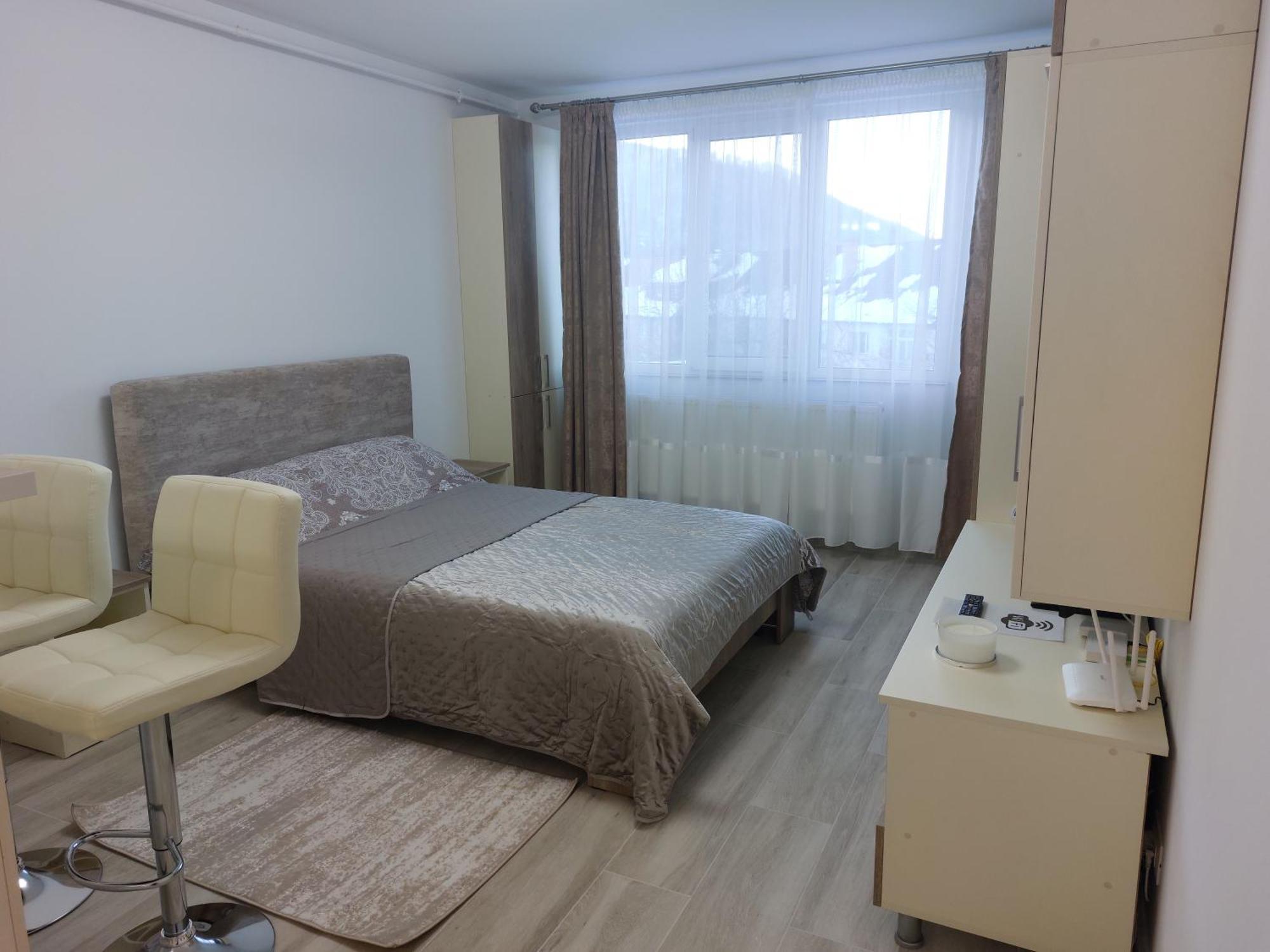Rg Garsoniera Central Piatra Neamţ Extérieur photo