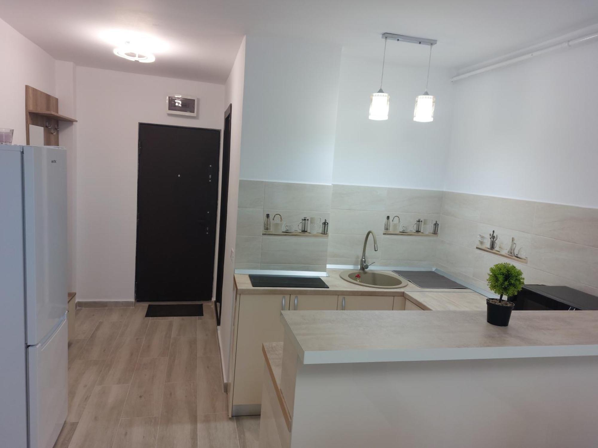 Rg Garsoniera Central Piatra Neamţ Extérieur photo